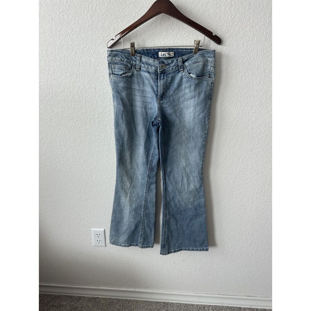 Vintage Y2K L.e.i Low Rise Flare Jeans